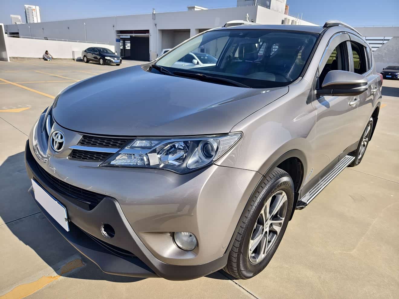 Toyota RAV4 2016 Toyota RAV4 2016 car image