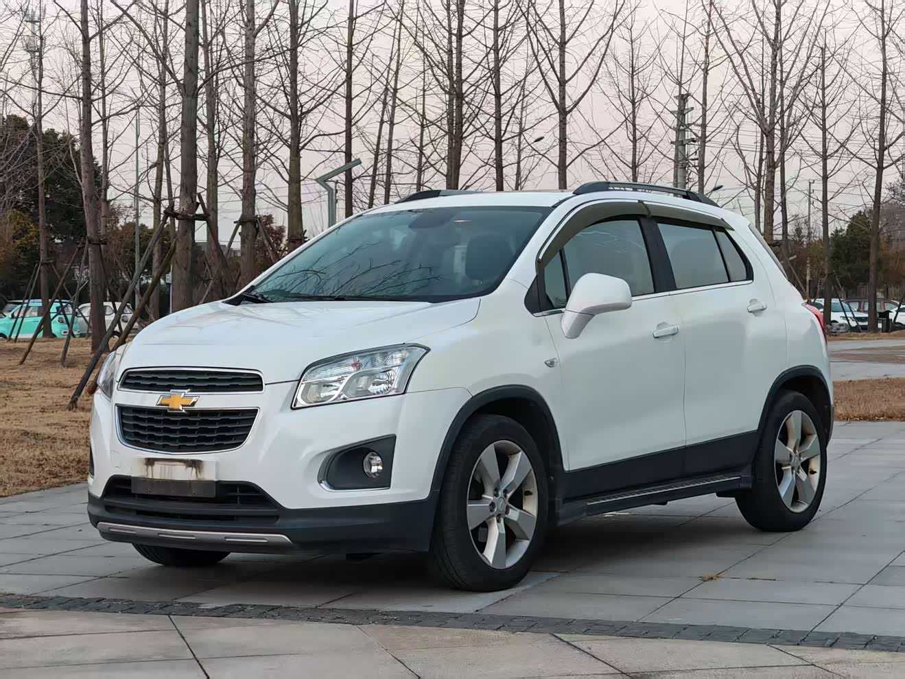 Chevrolet Tracker 2015 car image 