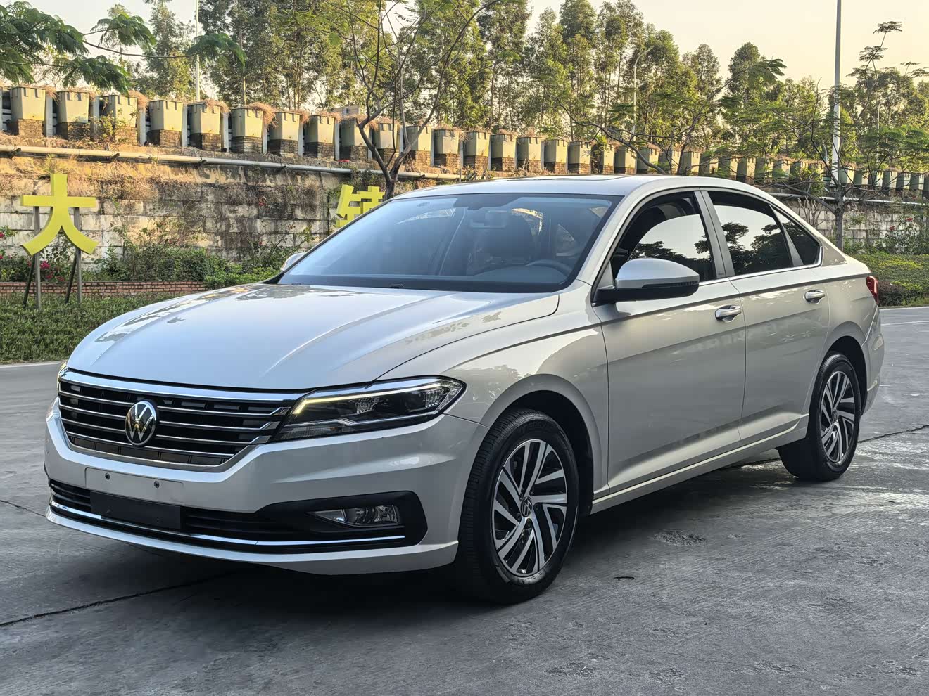 Volkswagen Lavida 2021 Volkswagen Lavida 2021 car image