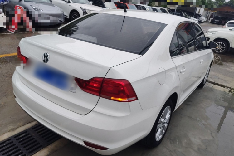 Volkswagen Santana 2018 car image #7