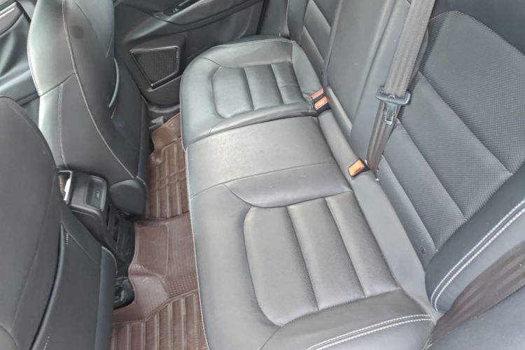 GEELY Emgrand GS 2016 car image #17