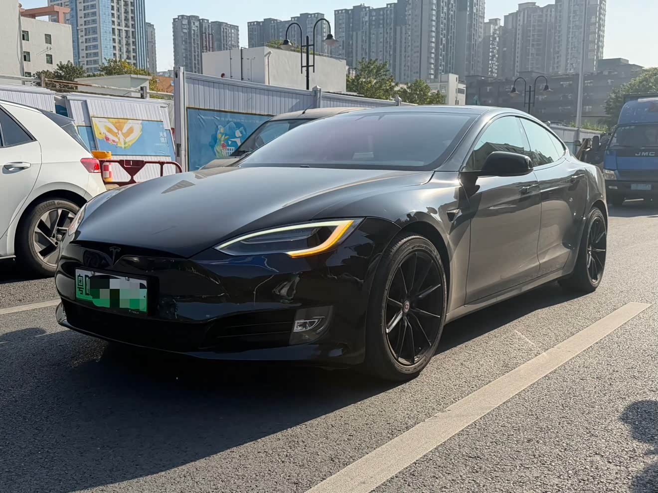 Tesla Model S 2017 汽车图片 
