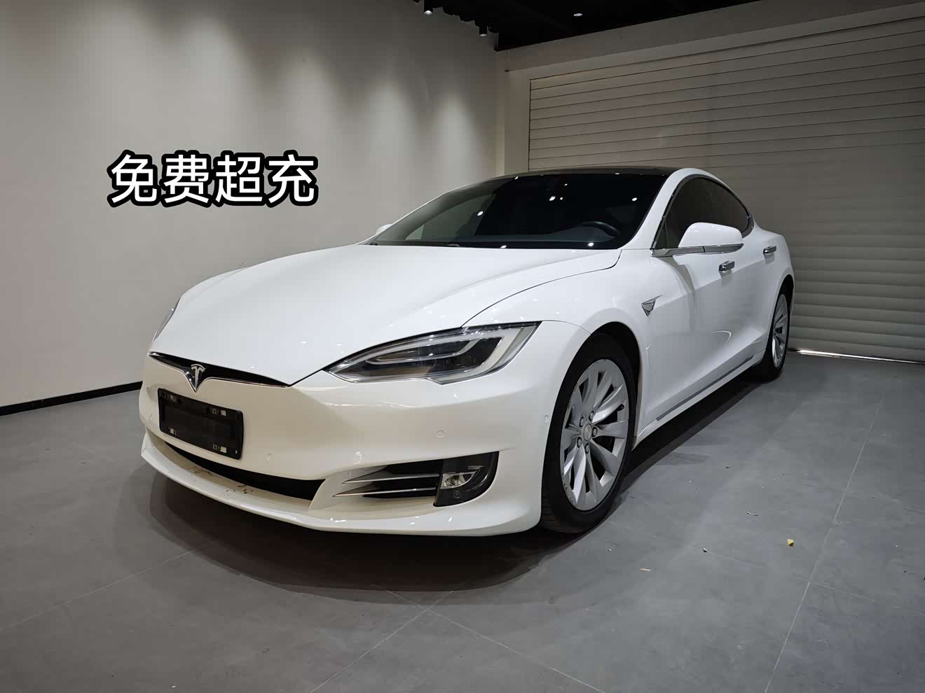 Tesla Model S 2017 汽车图片 