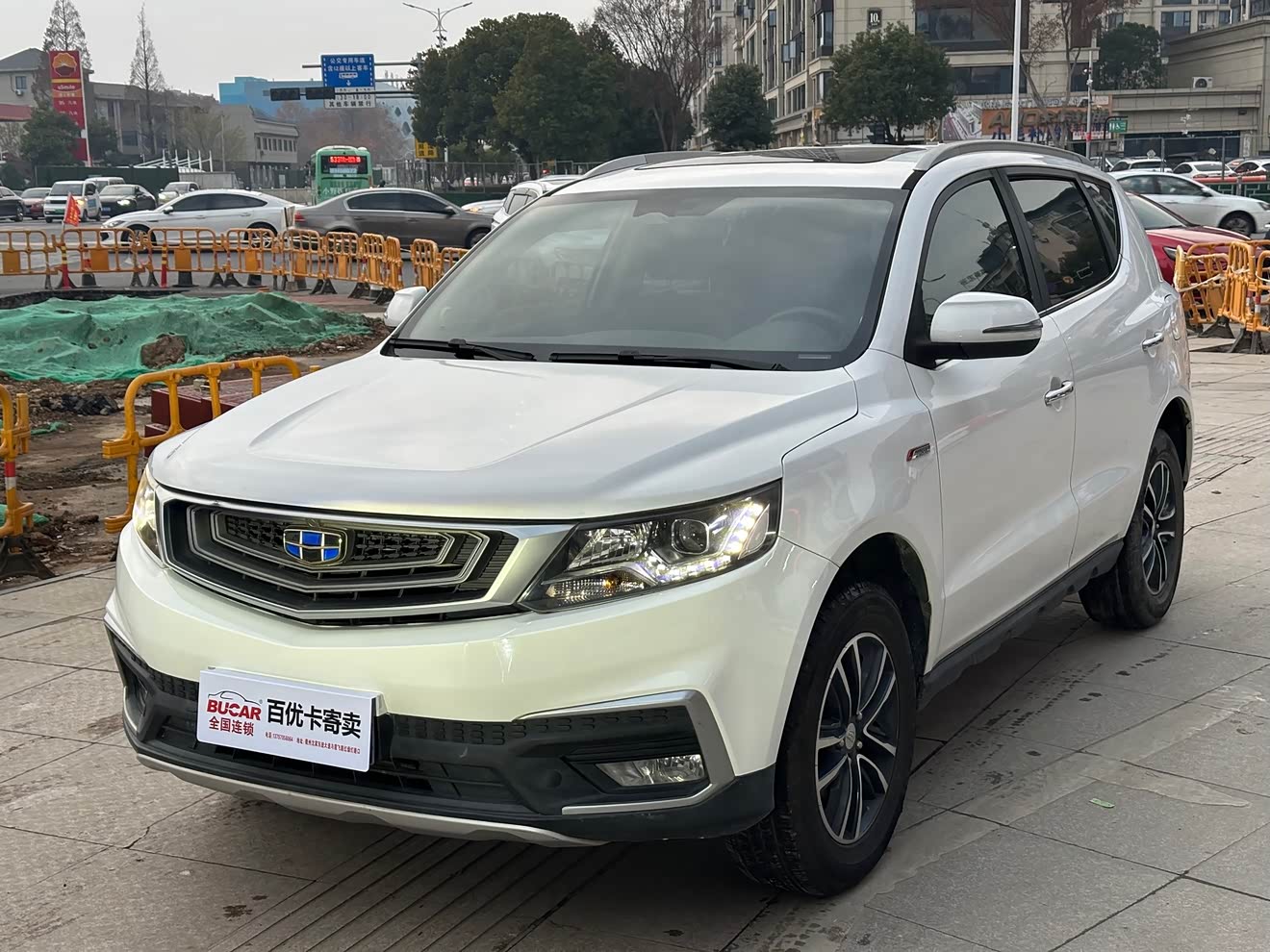 GEELY Vision X6 2018 car image 