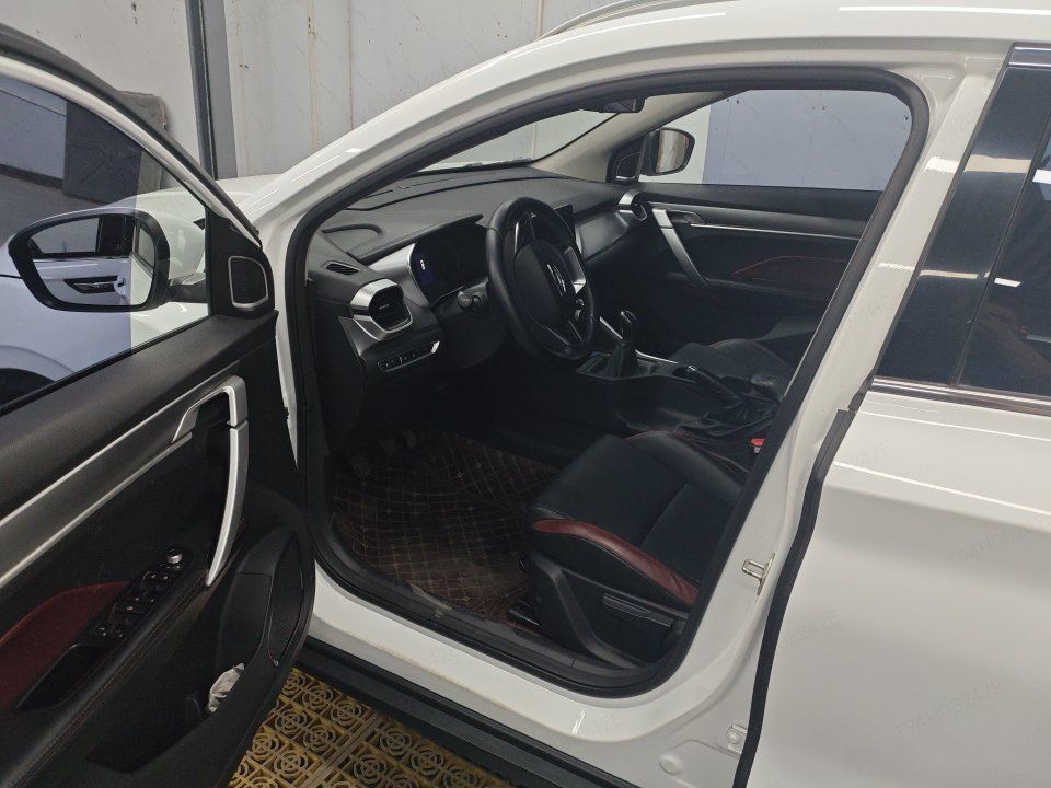 GEELY Coolray 2023 #5 GEELY Coolray 2023 imagen de coche #5