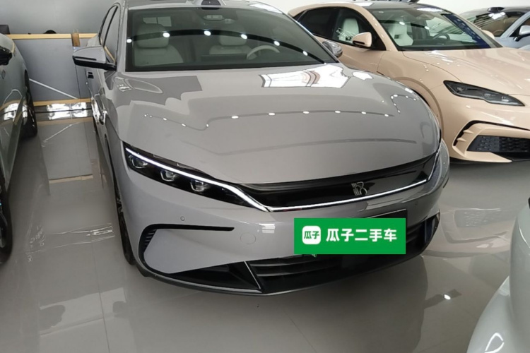 BYD Han 2025 #3 BYD Han 2025 car image #3