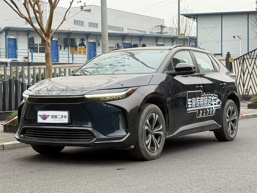 Toyota bZ4X 2022 汽车图片 