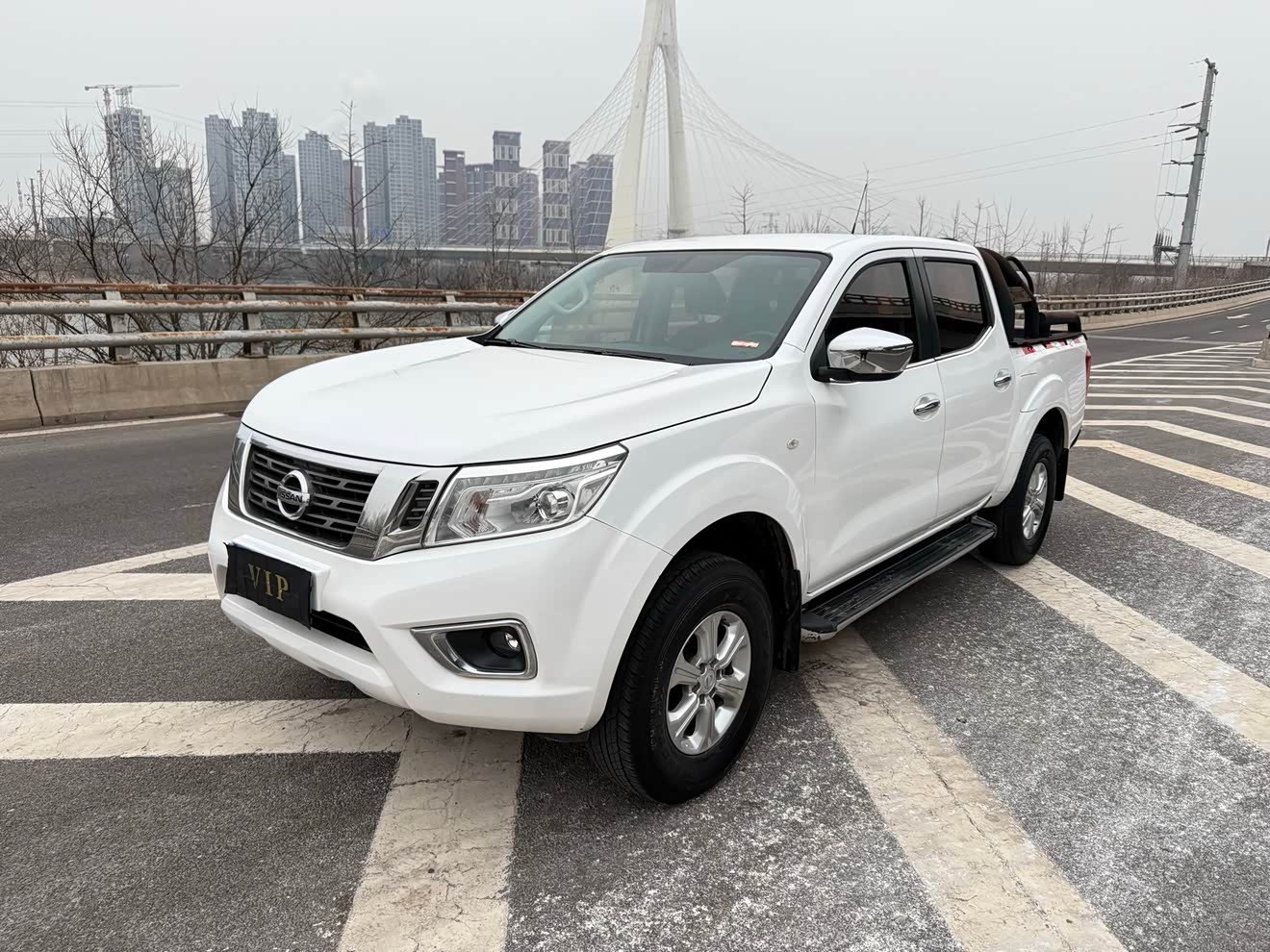 Nissan Navara 2017 汽车图片 