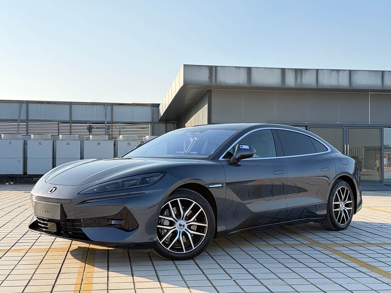 Denza Z9 2024 Denza Z9 2024 immagine di auto