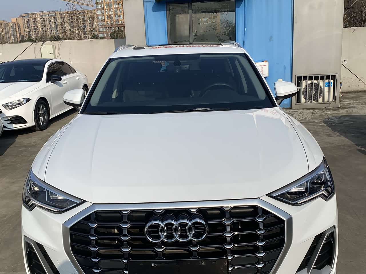 Audi Q3 2023 Audi Q3 2023 car image