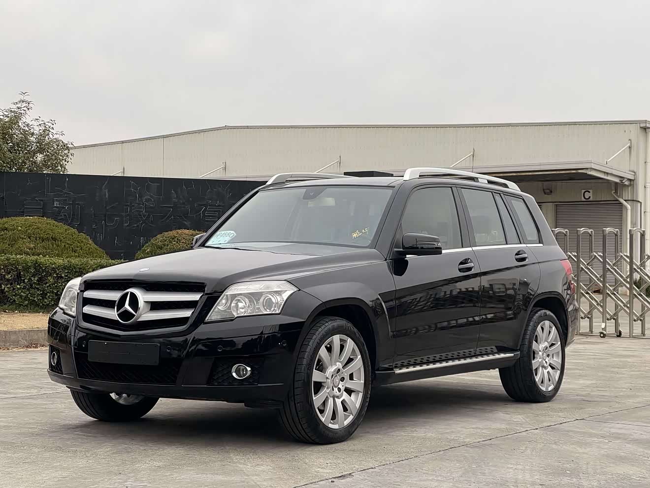 Mercedes-Benz GLK Class (Imported) 2011 Mercedes-Benz GLK Class (Imported) 2011 car image