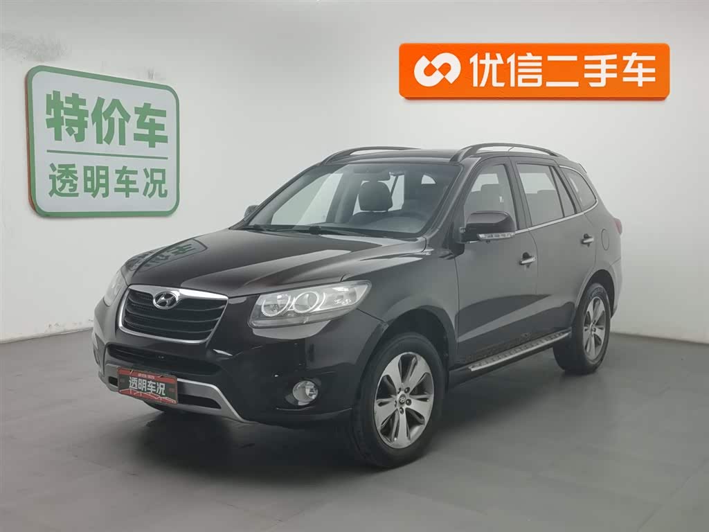 Hyundai Santa Fe Classic 2012 car image 