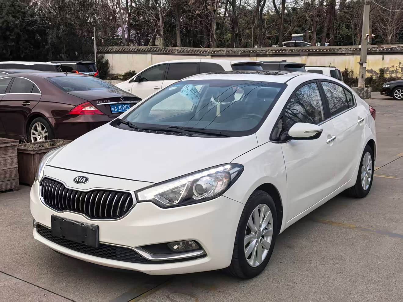 Kia K3 2015 car image 