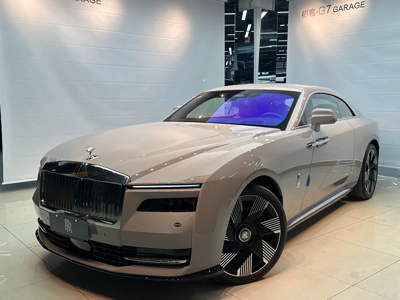Rolls-Royce Spectre Rolls-Royce Spectre 汽车图片