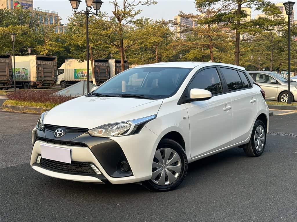 Toyota Yaris L Zhixuan 2022 Toyota Yaris L Zhixuan 2022 car image