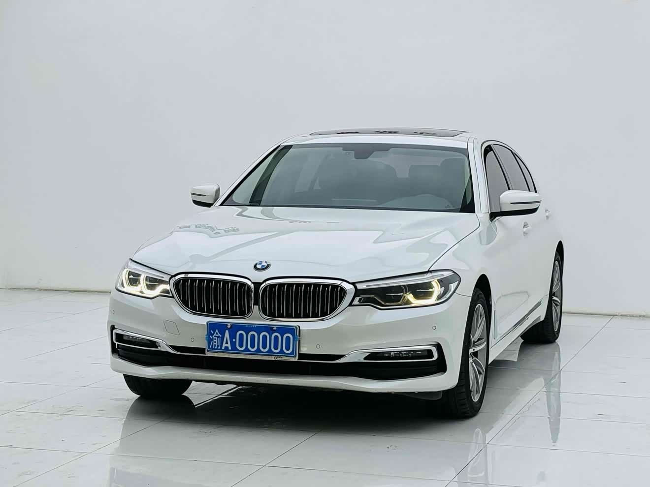 BMW 5 Series 2018 car image 