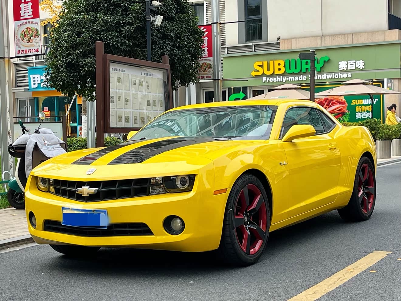 Chevrolet Camaro 2011 car image 