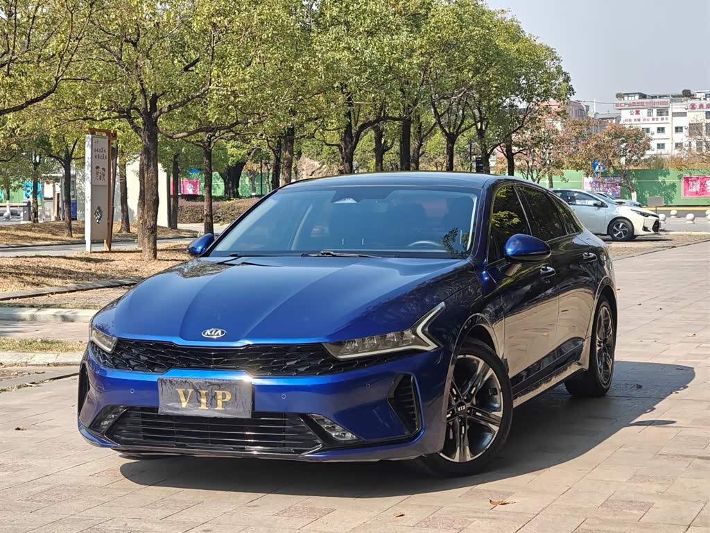 Kia K5 2021 汽车图片 