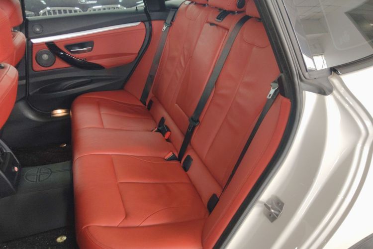 BMW 3 Series GT 2019 imagem de carro #17