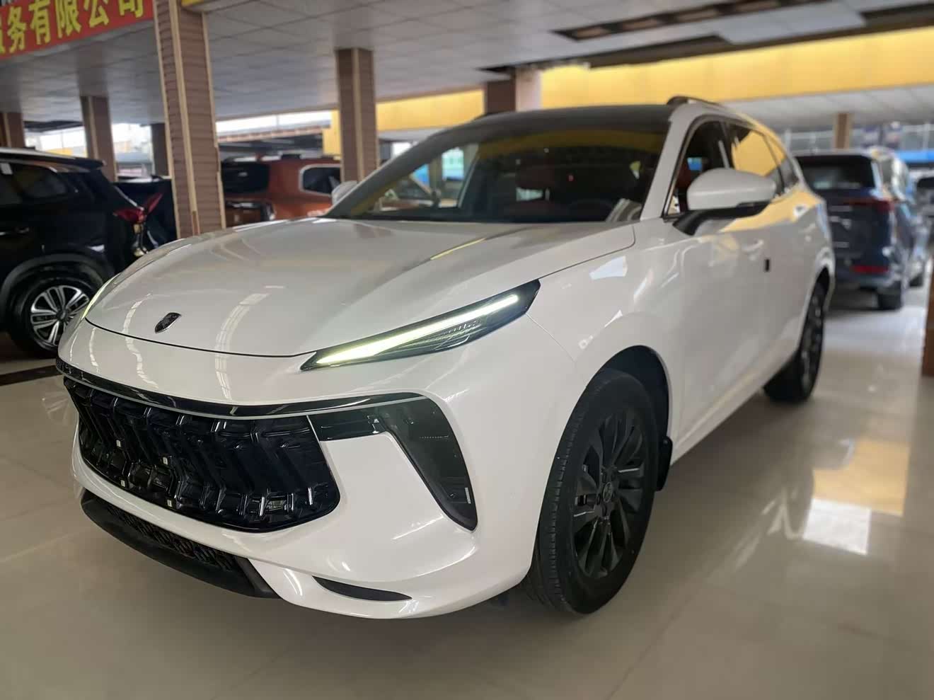 Forthing T5 EVO 2021 car image 