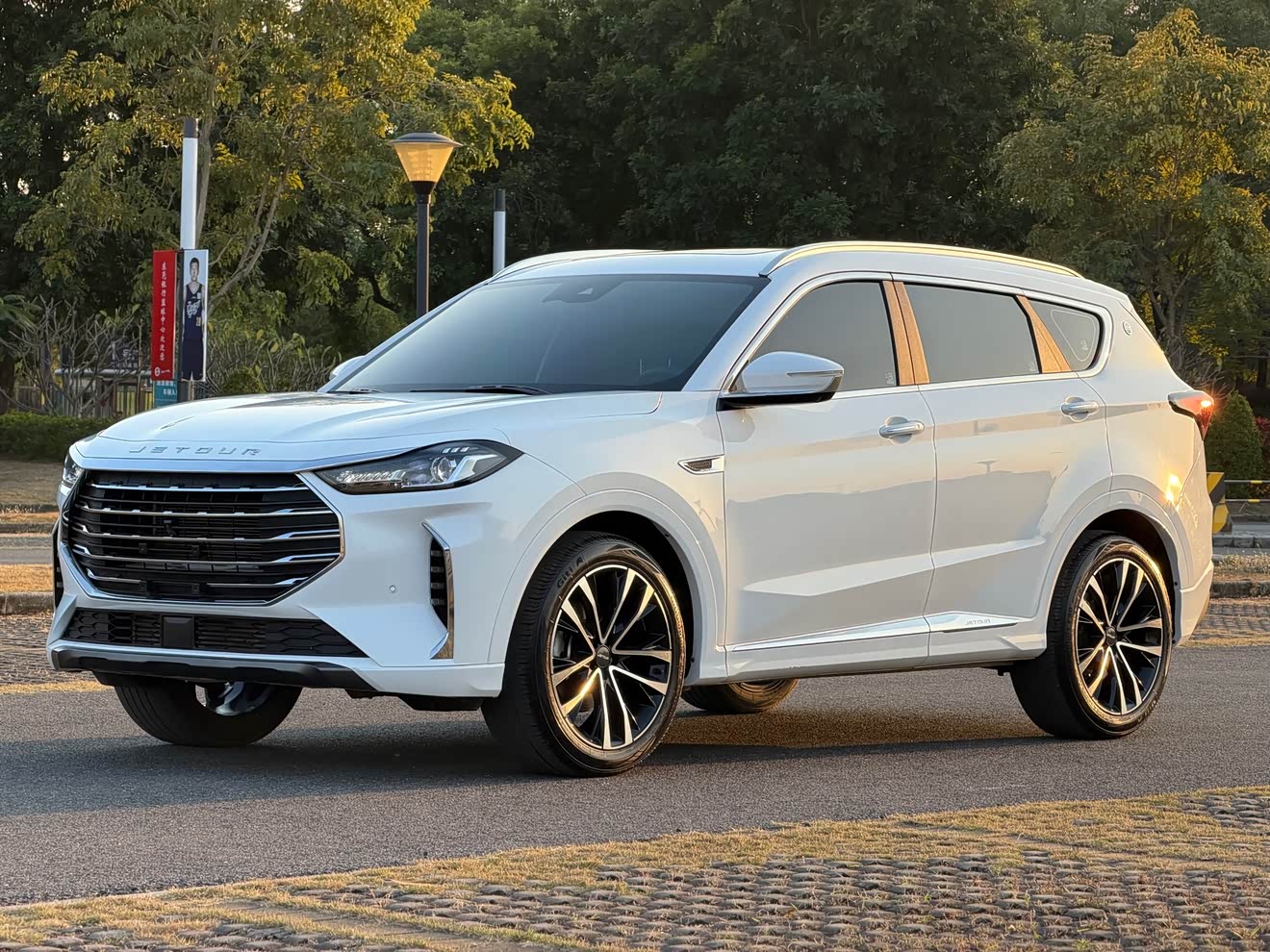 Jetour X70 PLUS 2021 Jetour X70 PLUS 2021 car image