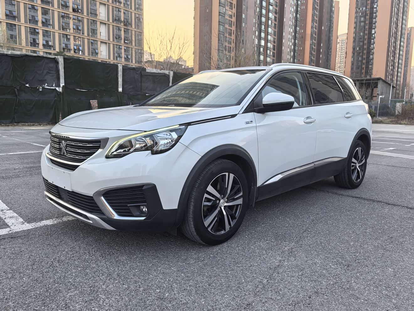 标致 标致5008 2018 汽车图片 