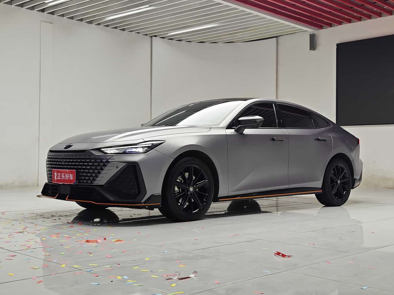 Changan UNI-V 2022 car image 