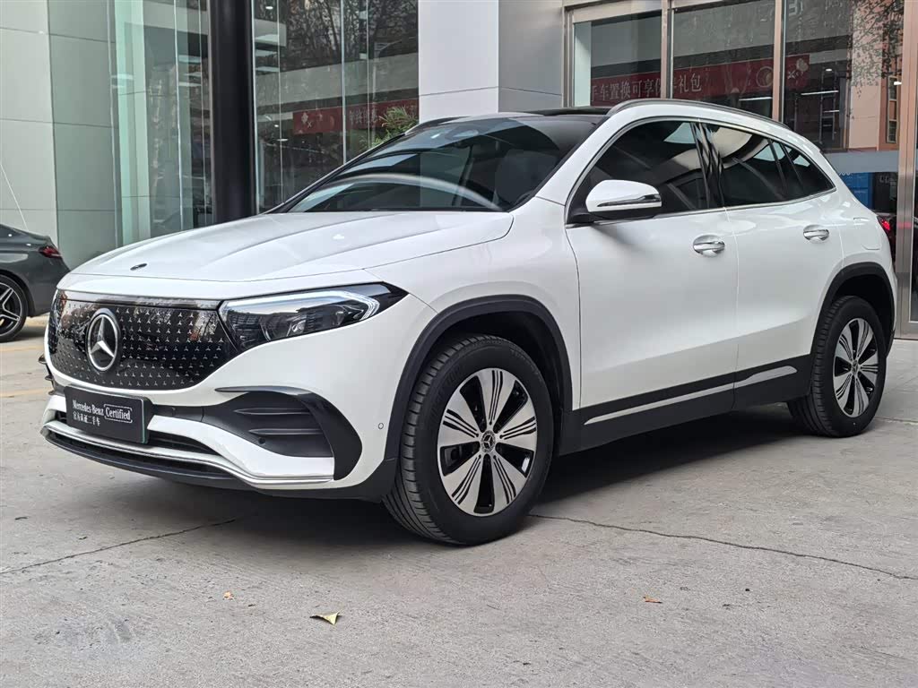 Mercedes-Benz EQA Class 2025 immagine di auto 