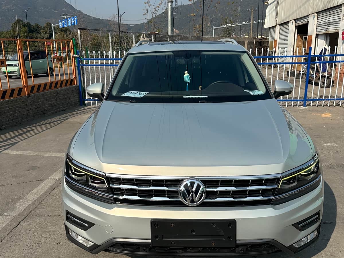 Volkswagen Tiguan L 2016 car image 