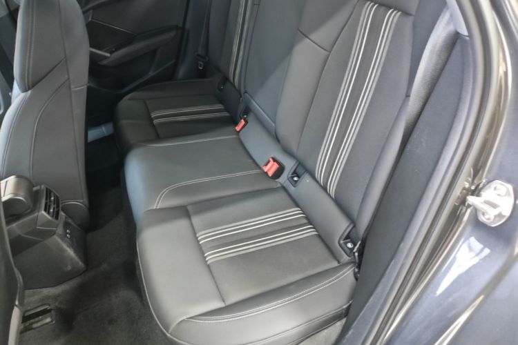 Audi A3 2022 immagine di auto #17