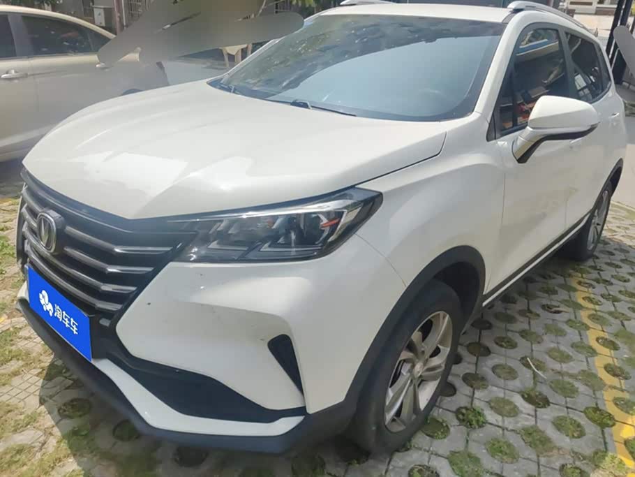 Changan CS15 2019 Changan CS15 2019 immagine di auto