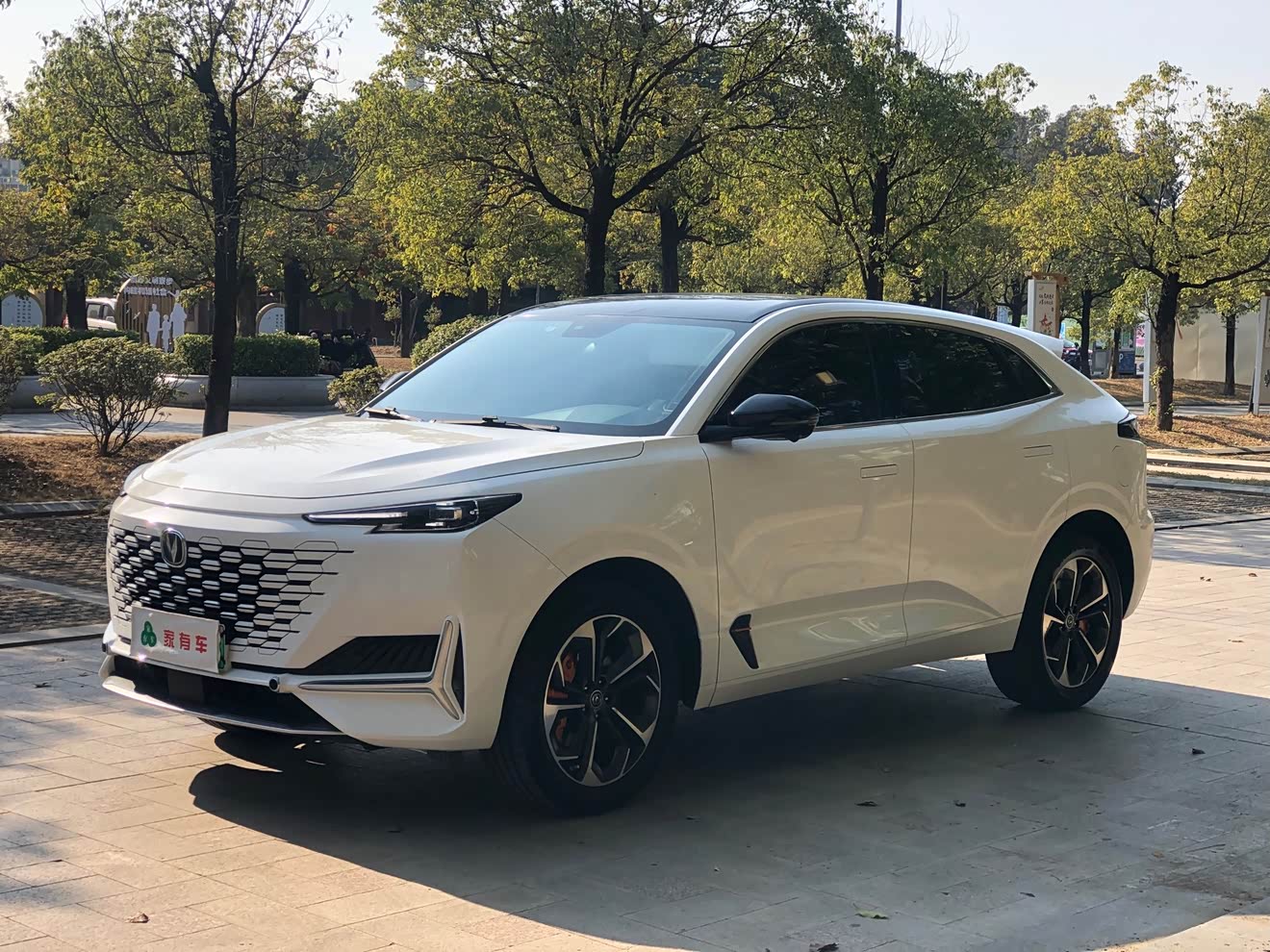 Changan UNI-K iDD 2022 car image 