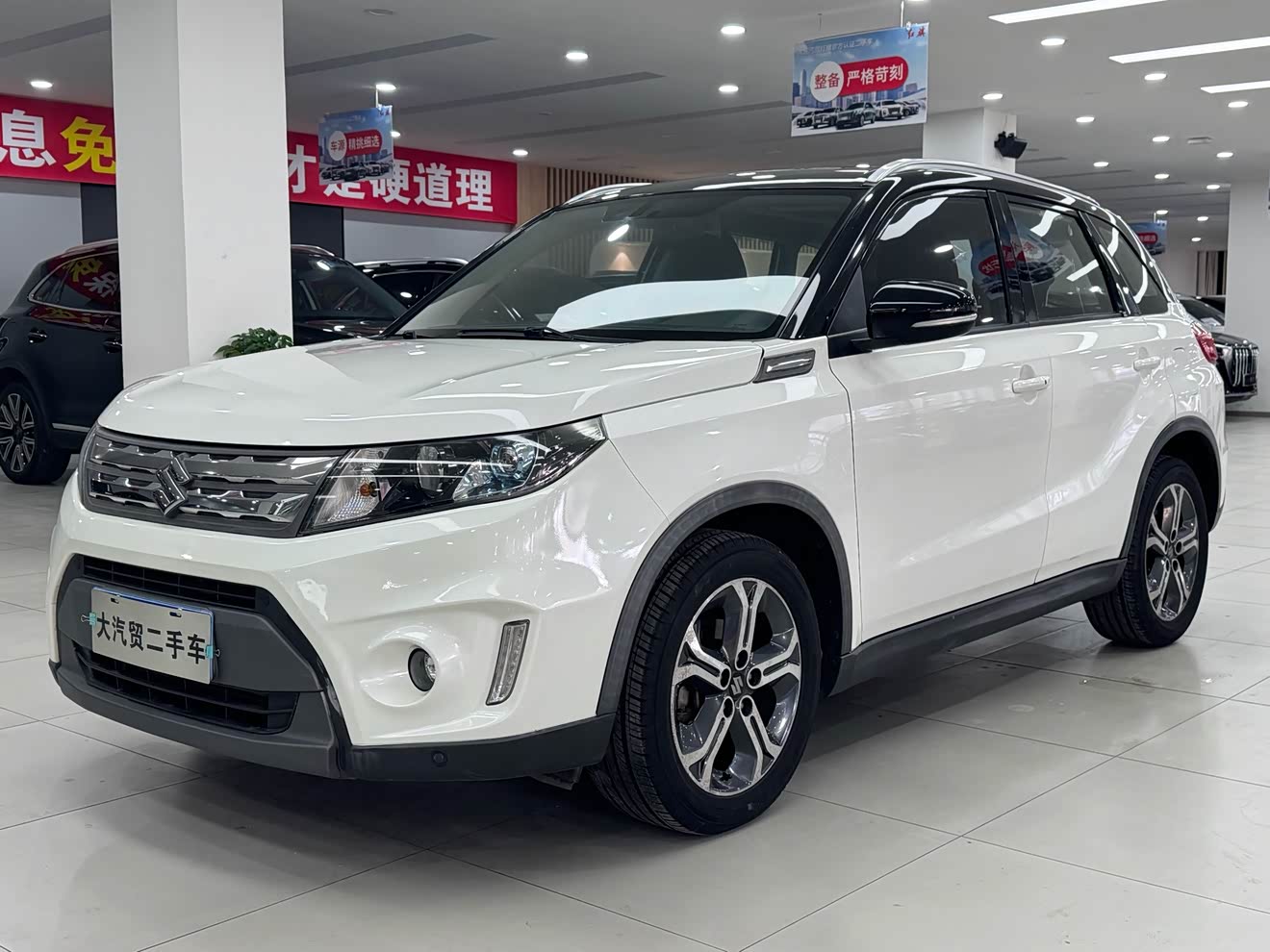 Suzuki Vitara 2015 car image 