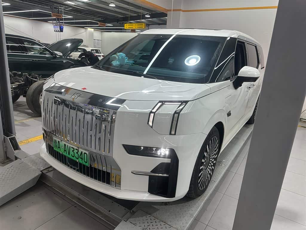 Zeekr 009 2023 汽车图片 