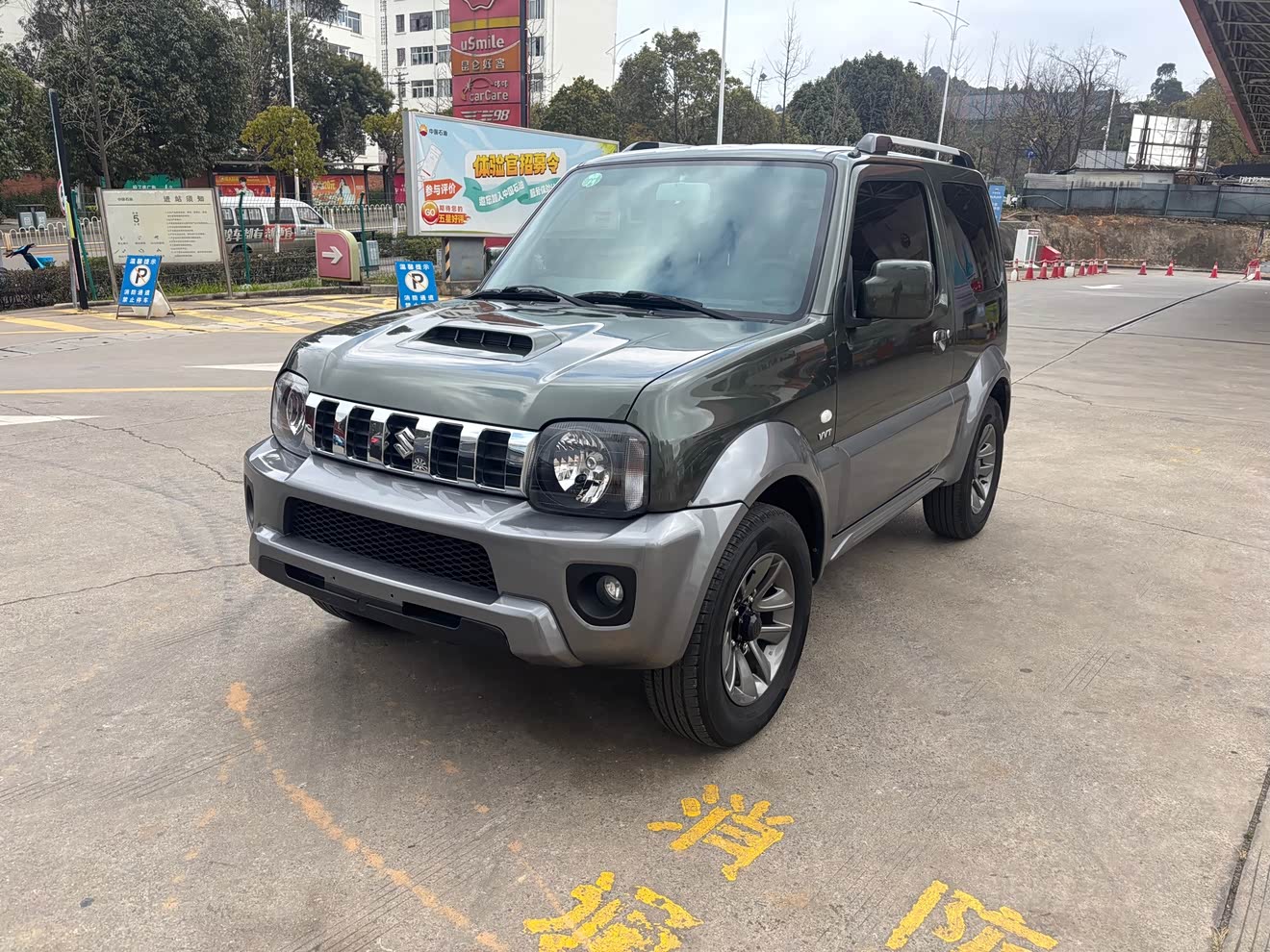 Suzuki Jimny (Imported) 2017 image de voiture 