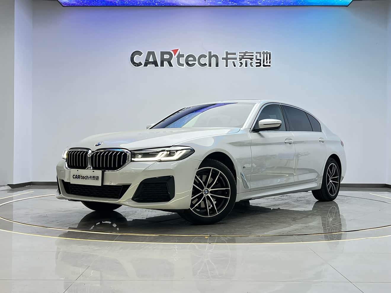 BMW 5 Series 2023 BMW 5 Series 2023 car image