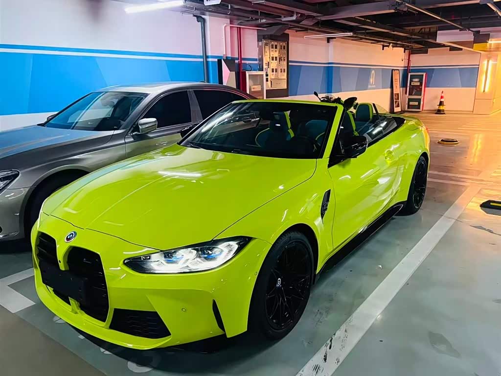 BMW M4 2023 car image 