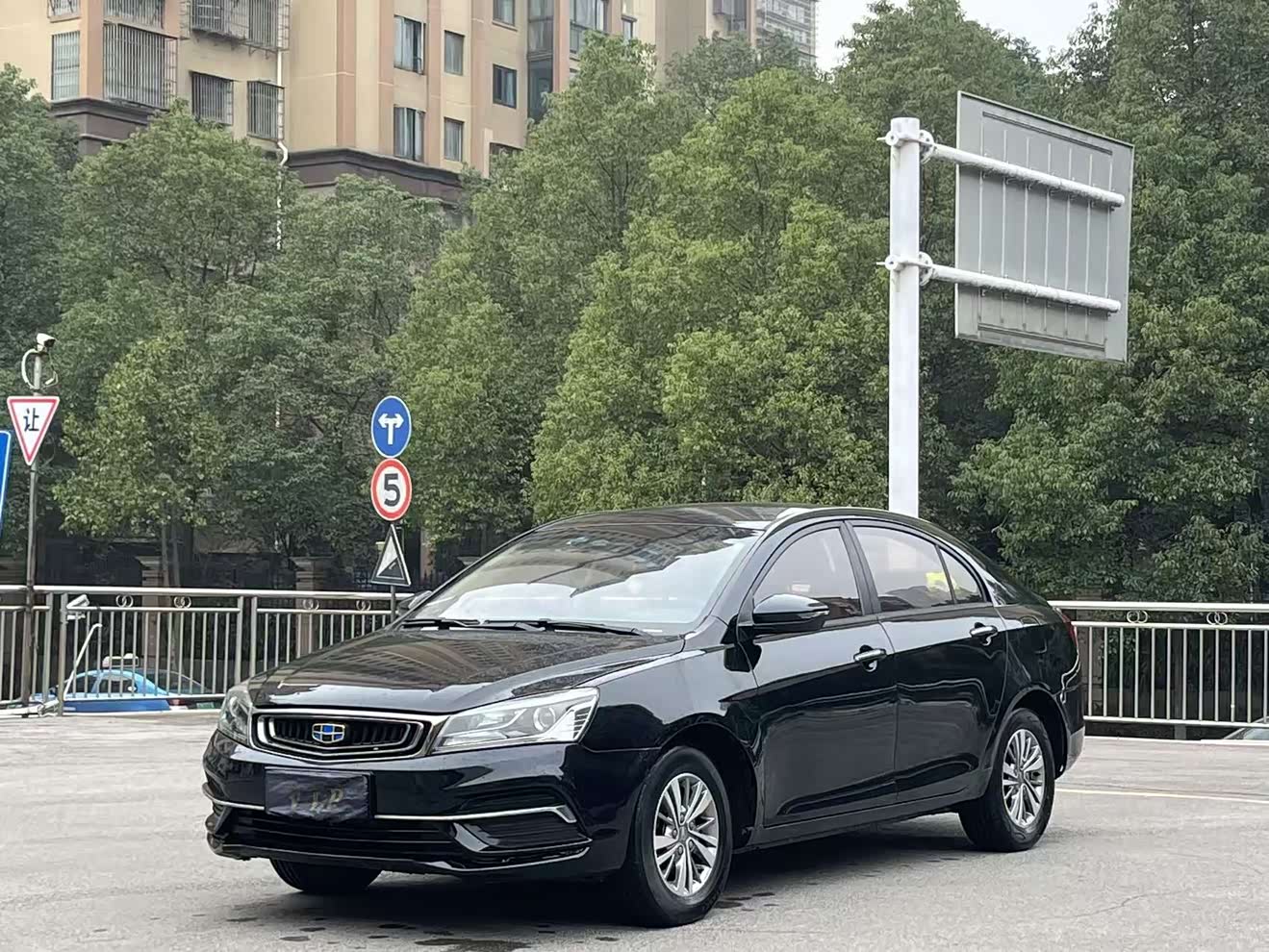 GEELY Emgrand 2018 GEELY Emgrand 2018 car image