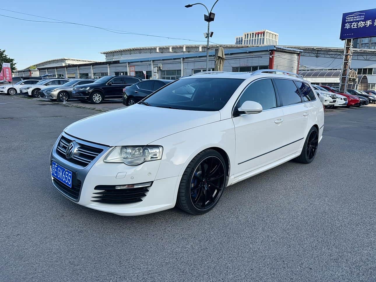 Volkswagen Passat 2011 汽车图片 