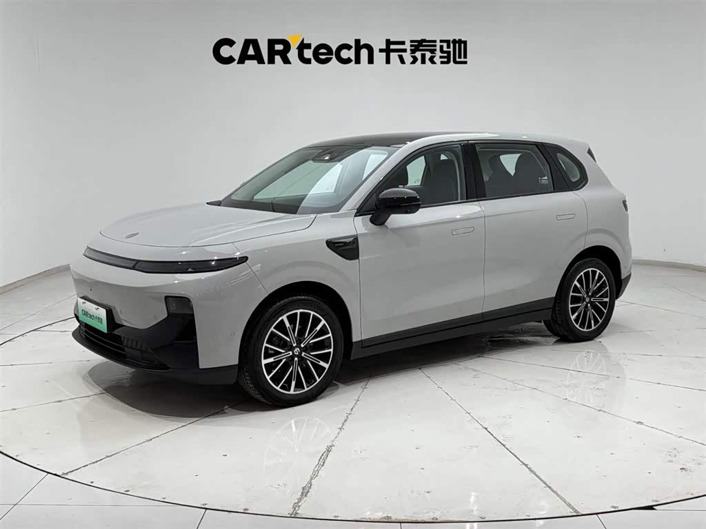 Leapmotor B10 2025 汽车图片 