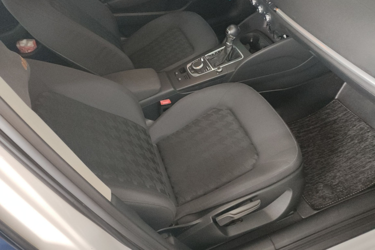 Audi A3 2017 car image #24