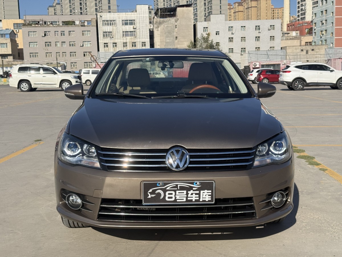 Volkswagen Bora 2014 car image #2