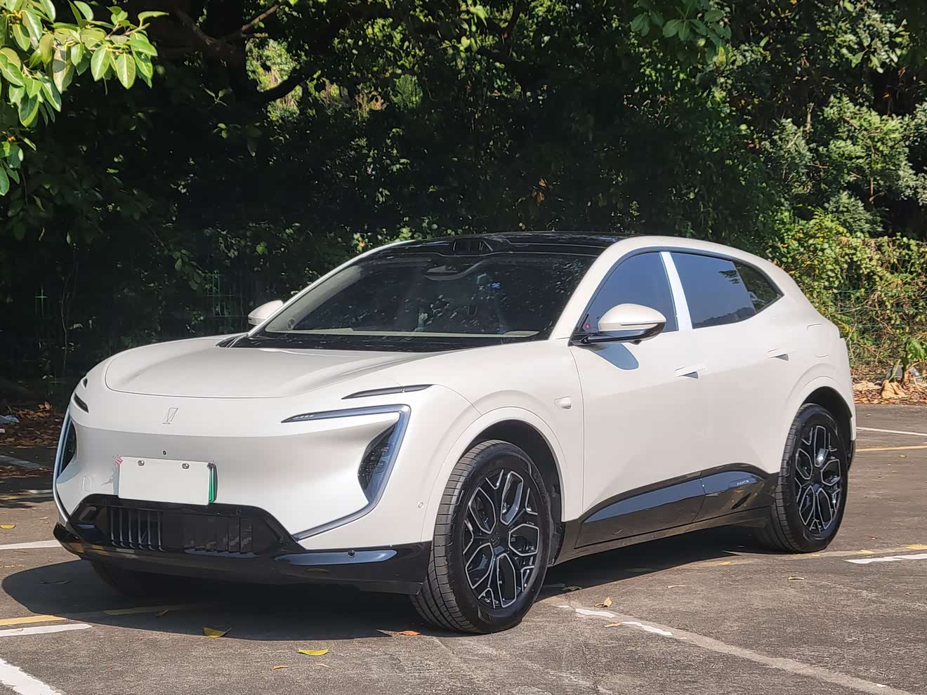 Avatr 07 2025 car image 