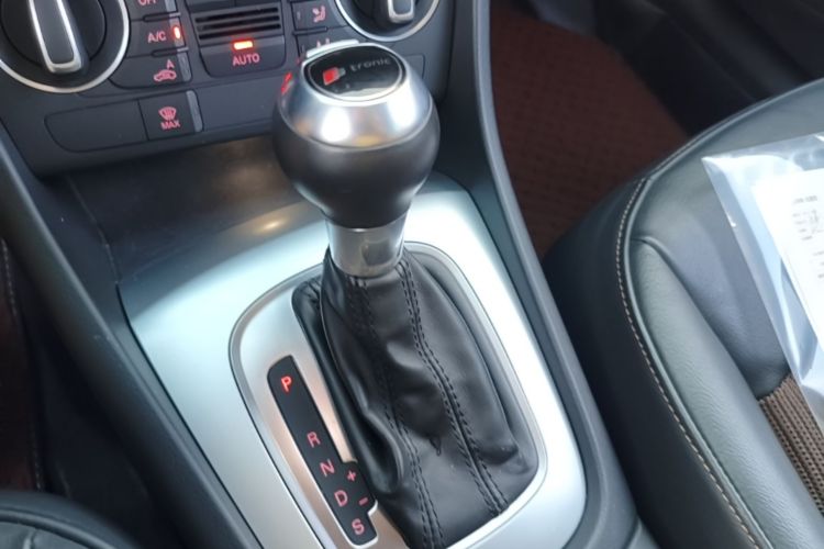Audi Q3 2017 #14 Audi Q3 2017 car image #14