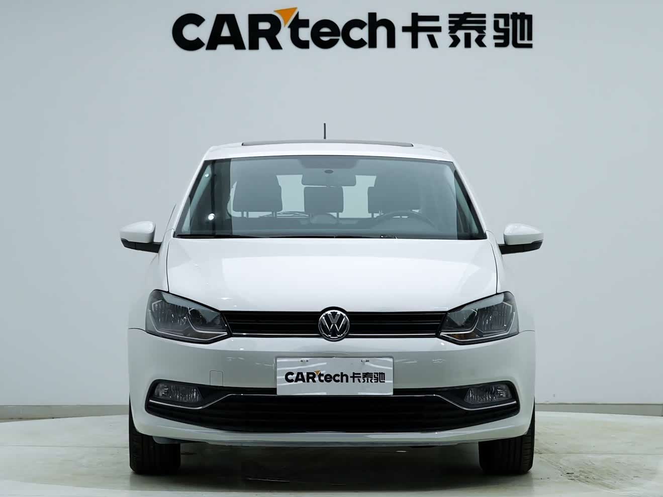 Volkswagen Polo 2016 car image 