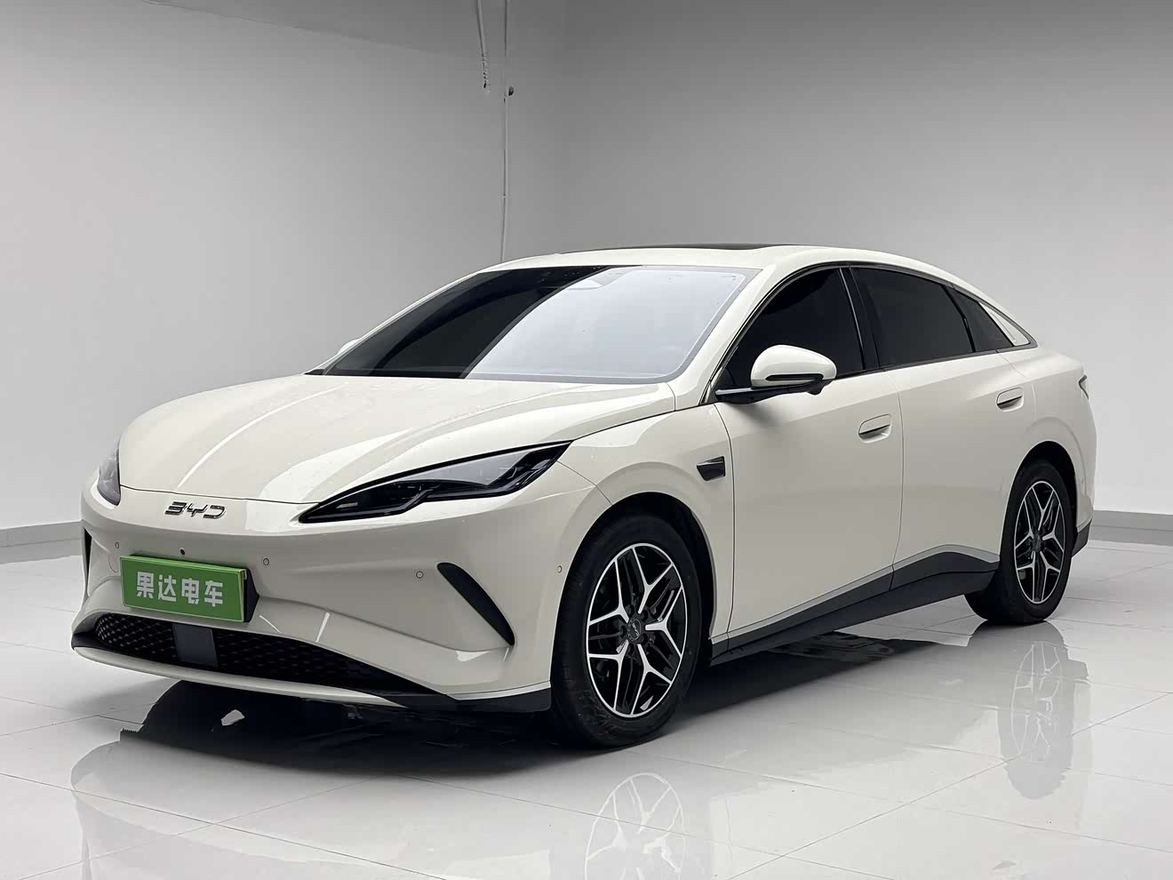 BYD Seal 06 New Energy 2025 car image 