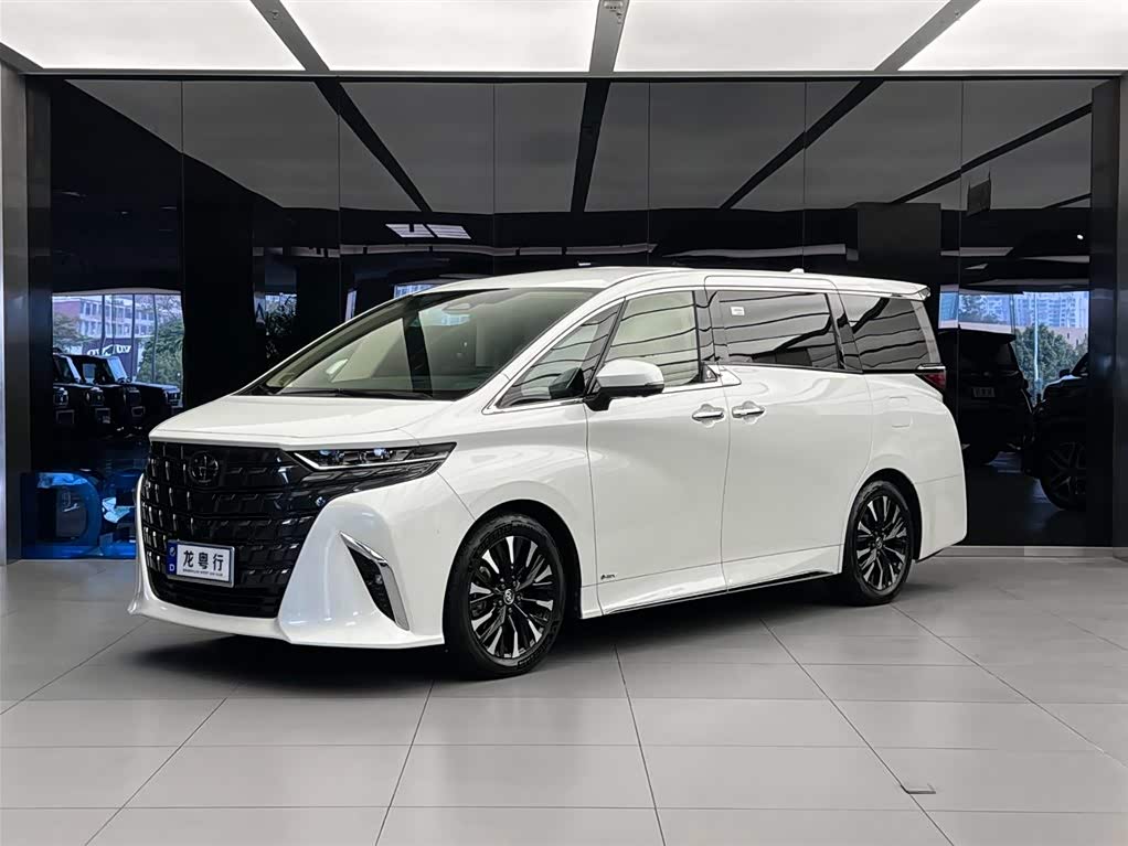 Toyota Alphard 2024 car image 