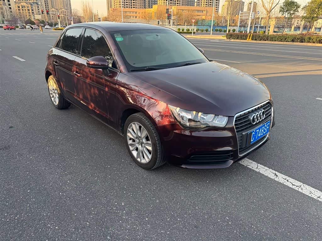 Audi A1 2015 Audi A1 2015 car image