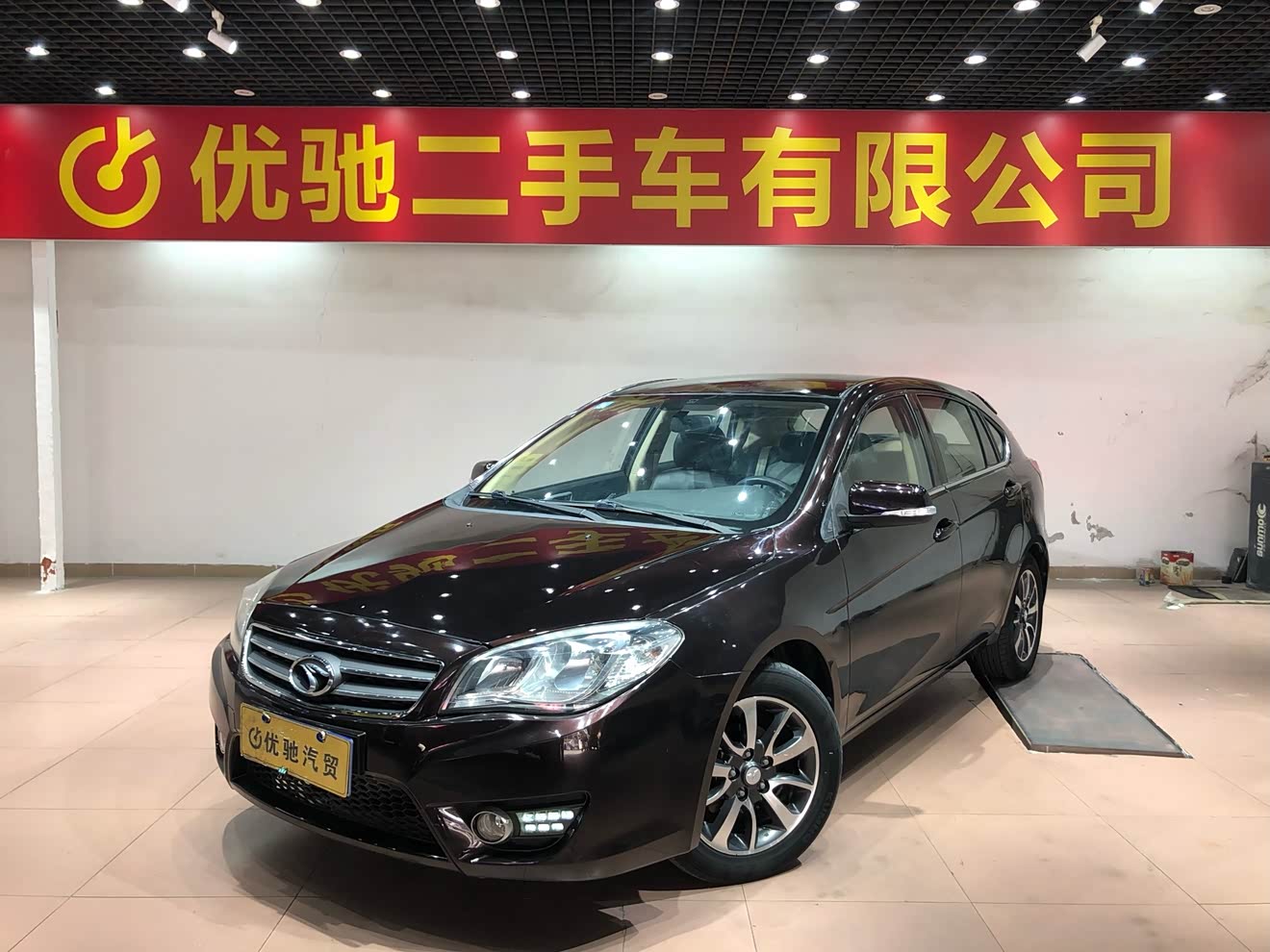 Soueast V6 Lingshi 2014 car image 