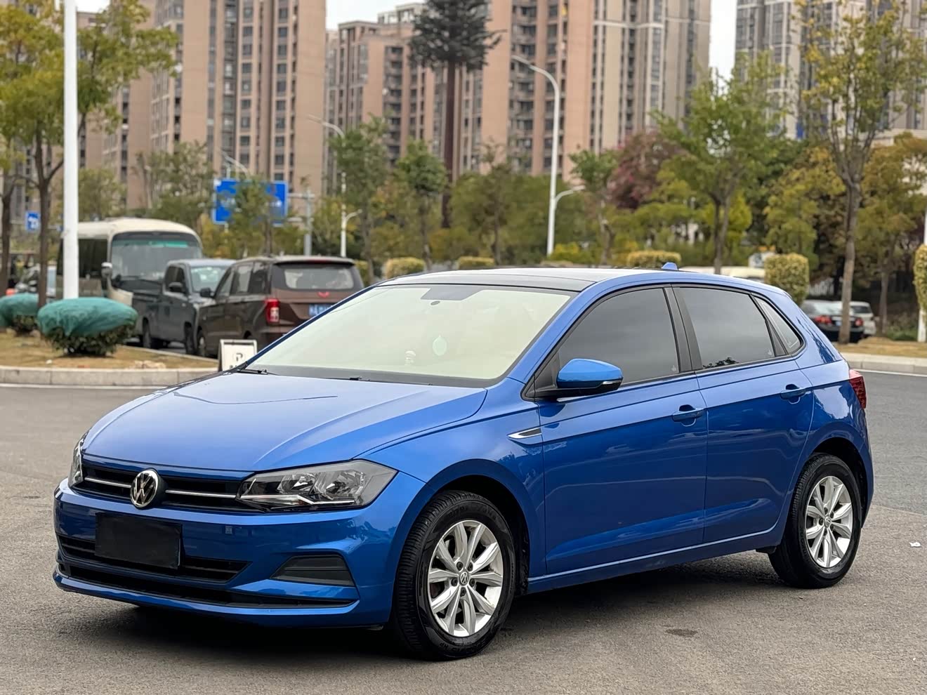 Volkswagen Polo 2020 car image 